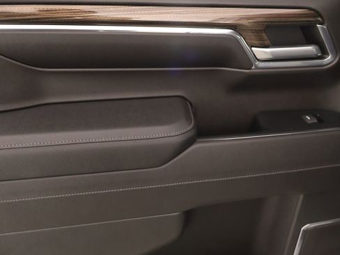 Used 2023 Chevrolet Silverado 1500 RST image 17