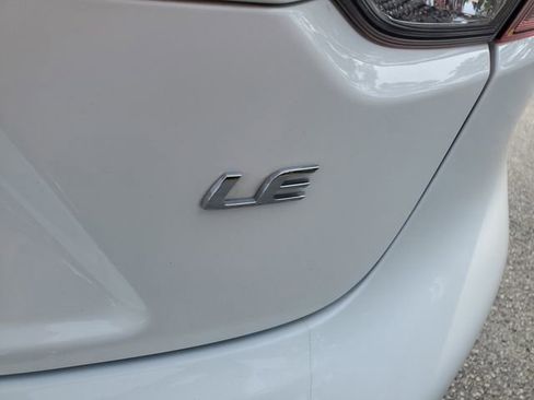 Used 2023 Toyota Corolla LE FWD image 10