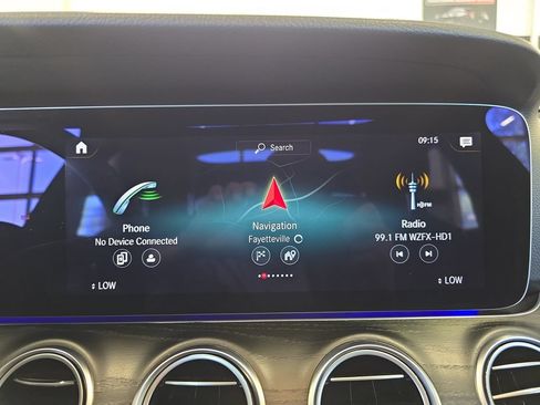 Used 2022 Mercedes-Benz E 350 Sedan image 23