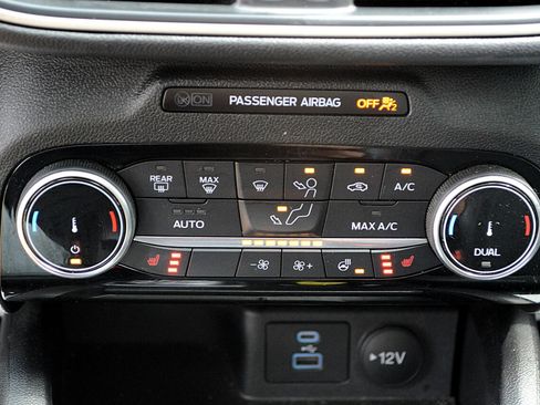 Used 2022 Ford Escape SEL w/ Equipment Group 302A image 27