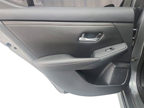 Used 2021 Nissan Sentra SR image 20