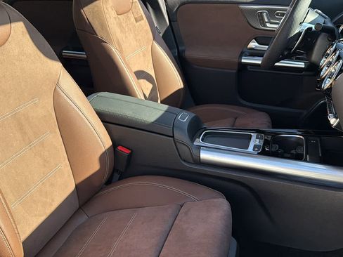 New 2026 Mercedes-Benz GLA 35 AMG 4MATIC image 36