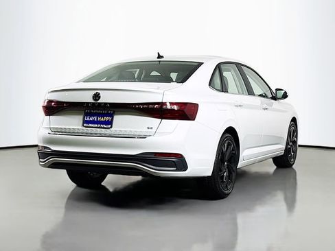 New 2026 Volkswagen Jetta SE image 7
