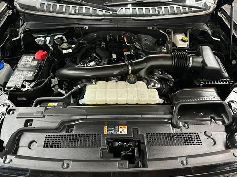 Used 2025 Ford Expedition Platinum w/ Stealth Performance Package AWD/4WD image 42