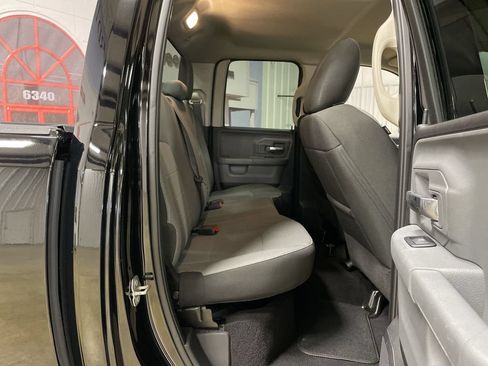Used 2024 RAM 1500 Classic SLT AWD/4WD image 29
