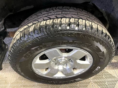 Used 2007 Toyota FJ Cruiser 4WD w/ Upgrade Pkg 2 image 19