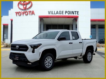 New 2025 Toyota Tacoma SR