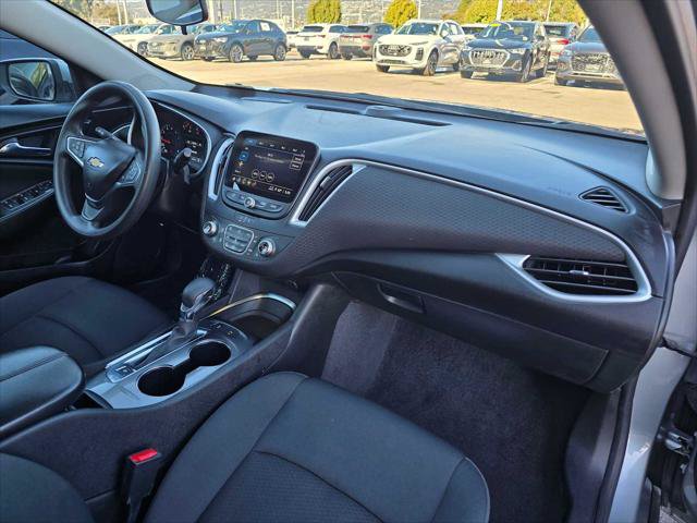 Used 2024 Chevrolet Malibu LT FWD image 10