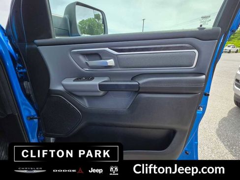 Used 2022 RAM 1500 Big Horn AWD/4WD image 14