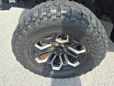 Certified 2019 Ford F150 Raptor w/ Equipment Group 802A Luxury AWD/4WD image 5