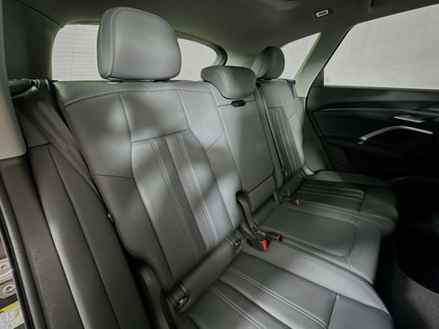 Used 2025 Audi Q5 Premium Plus w/ Premium Plus AWD/4WD image 27