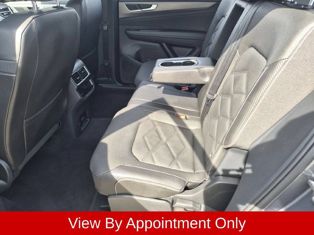 Used 2025 Volkswagen Atlas Cross Sport SE FWD image 26