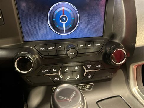 Used 2018 Chevrolet Corvette Stingray Coupe w/ 1LT image 22