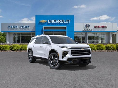 New 2026 Chevrolet Traverse High Country FWD image 1