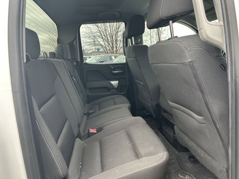 Used 2019 Chevrolet Silverado 1500 LT w/ LPO, Black Pack AWD/4WD image 11