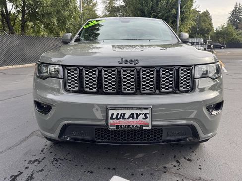 Used 2019 Jeep Grand Cherokee Altitude image 7