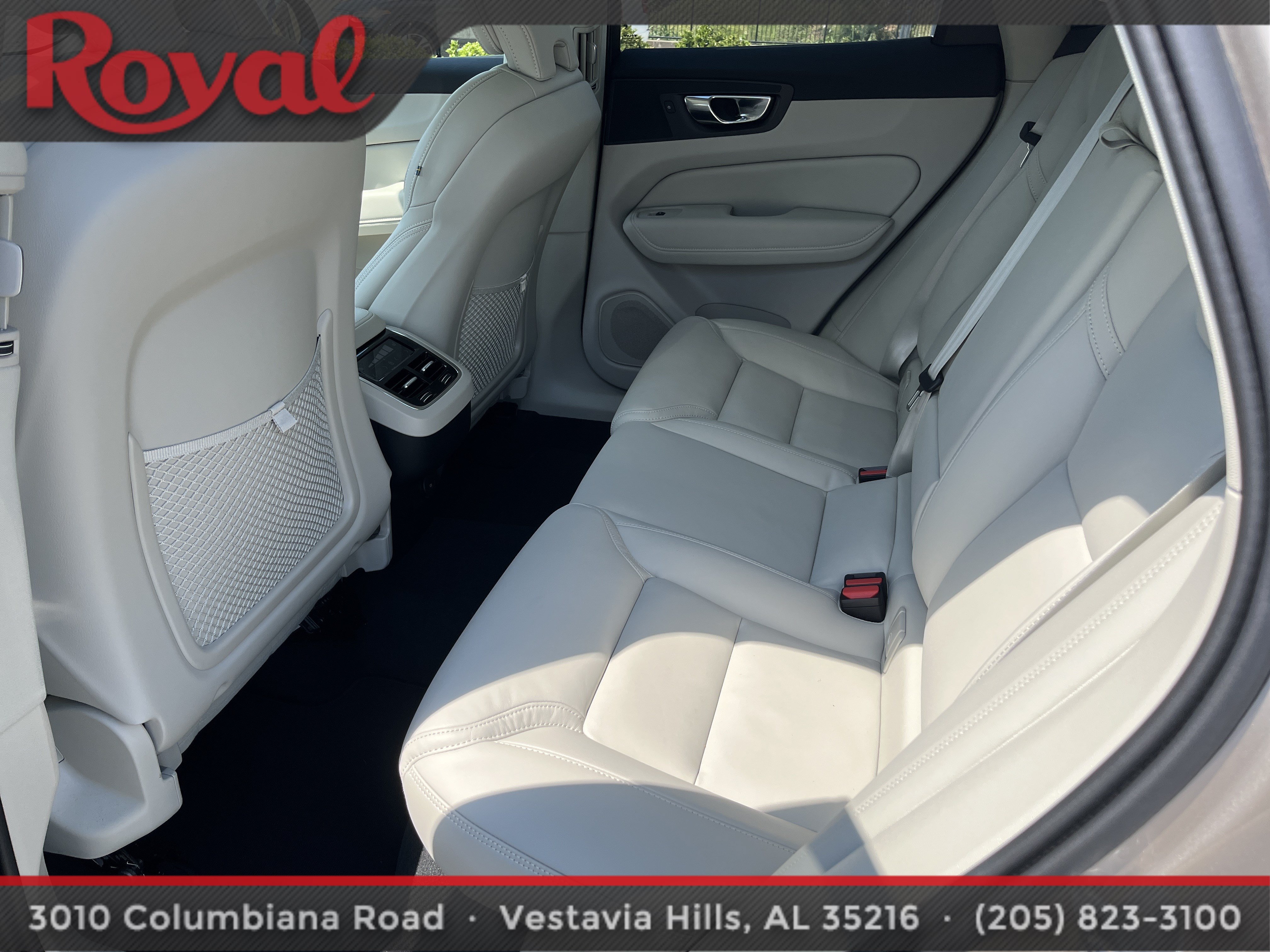 Certified 2025 Volvo XC60 B5 Ultra w/ Protection Package Premier AWD/4WD image 10