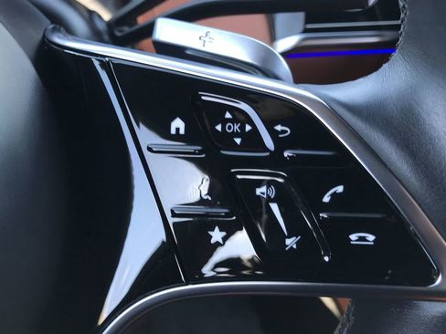 Certified 2023 Mercedes-Benz S 500 4MATIC image 24