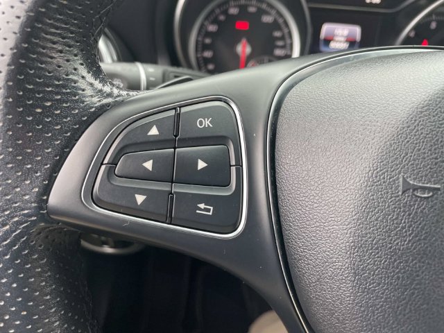 Used 2019 Mercedes-Benz GLA 250 w/ Convenience Package image 35