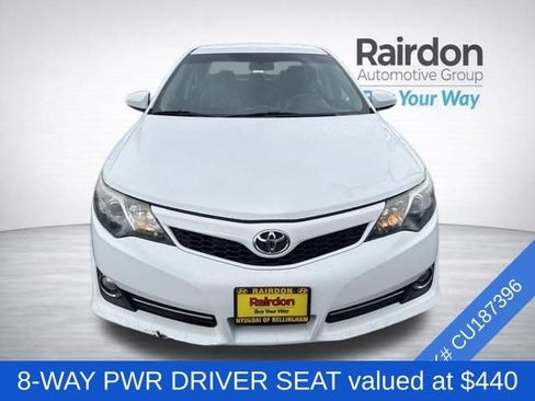 Used 2012 Toyota Camry SE FWD image 2