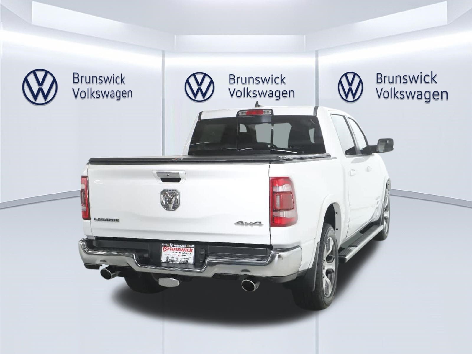 Used 2021 RAM 1500 Laramie AWD/4WD image 46