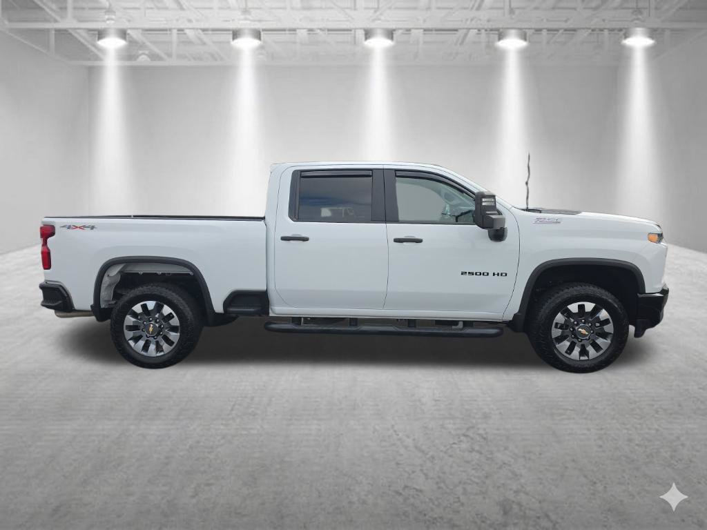 Certified 2021 Chevrolet Silverado 2500 Custom w/ Custom Value Package AWD/4WD image 2