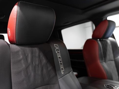 Used 2016 RAM 1500 Rebel w/ Luxury Group image 10