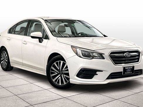 Used 2019 Subaru Legacy 2.5i Premium image 2