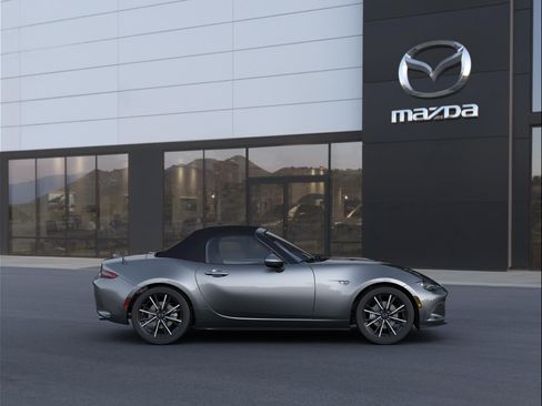 New 2026 MAZDA MX-5 Miata Grand Touring RWD image 5