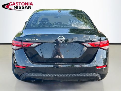 Used 2020 Nissan Sentra SV FWD image 7