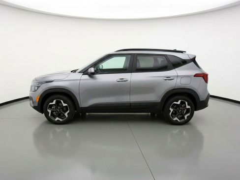 Used 2025 Kia Seltos S image 5