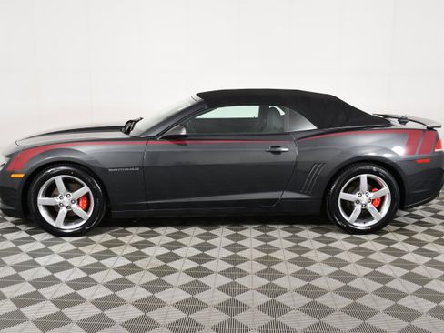 Used 2015 Chevrolet Camaro LT RWD image 8