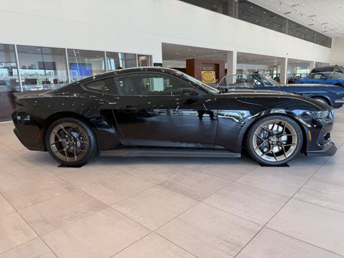 New 2026 Ford Mustang GT Premium w/ GT Performance Package RWD image 8