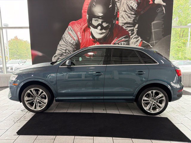 Used 2018 Audi Q3 2.0T Premium Plus w/ Premium Plus Package AWD/4WD image 2