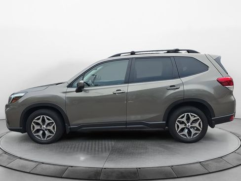 Used 2021 Subaru Forester Premium w/ Popular Package #1 AWD/4WD image 2