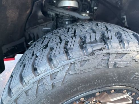 Used 2025 Toyota Tacoma TRD Sport w/ TRD Sport Premium Package image 13