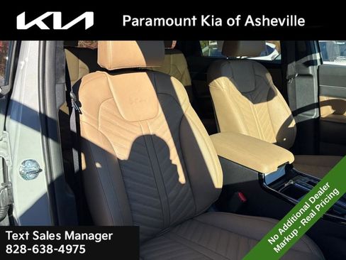 New 2026 Kia Sorento SX Prestige w/ Olive Brown Leather Package image 22