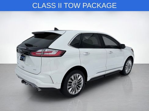 Certified 2022 Ford Edge Titanium w/ Equipment Group 301A image 3