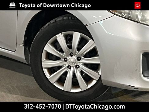 Used 2012 Toyota Corolla LE FWD image 2