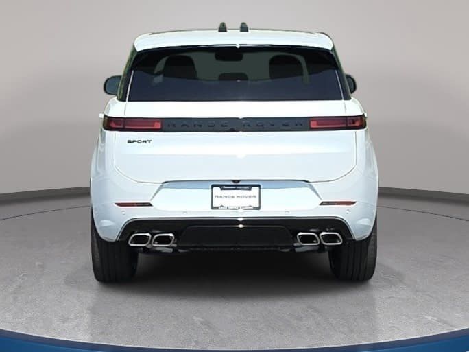New 2026 Land Rover Range Rover Sport Dynamic SE AWD/4WD image 6