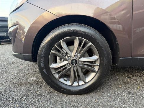 Used 2015 Hyundai Tucson GLS w/ Option Group 02 FWD image 9