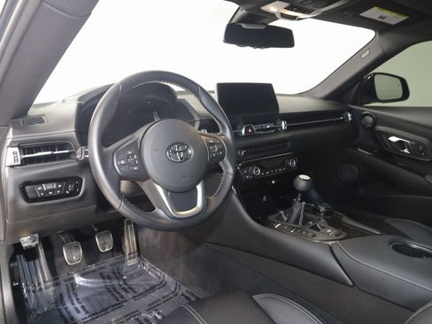 Used 2023 Toyota Supra Premium image 31