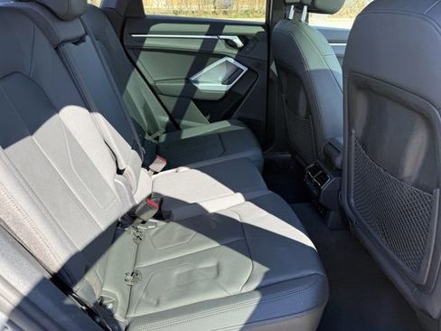 Used 2020 Audi Q3 2.0T Premium w/ Convenience Package image 30