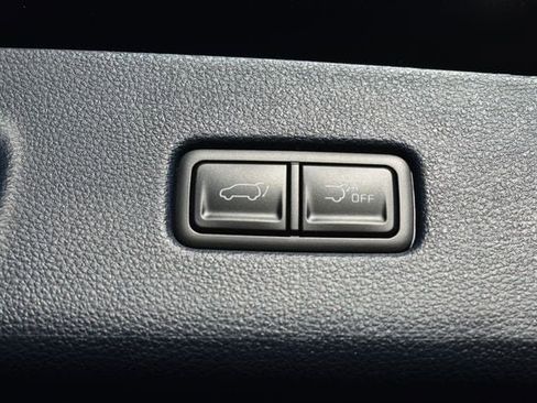 New 2026 Kia Carnival EX image 19