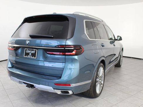 New 2026 BMW X7 xDrive40i w/ Premium Package image 8