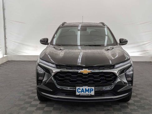 New 2026 Chevrolet Trax LT w/ Driver Confidence Package image 9