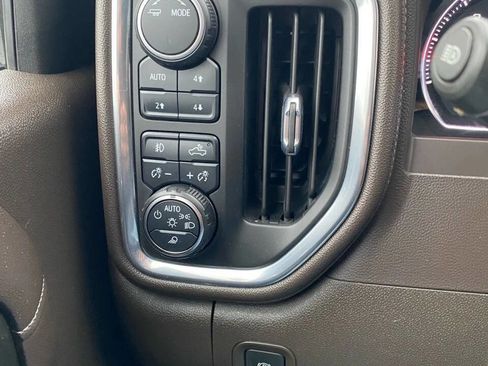 Used 2022 Chevrolet Silverado 2500 LTZ image 15