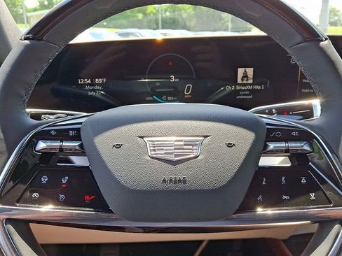 New 2026 Cadillac Vistiq Premium Luxury w/ LPO, Floor Liner Package AWD/4WD image 13