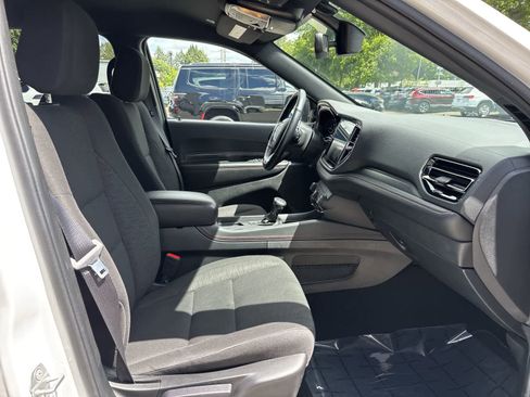 Used 2025 Dodge Durango GT AWD/4WD image 5