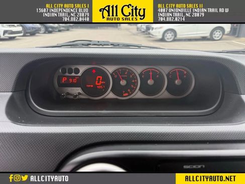 Used 2010 Scion xB Hatchback 4D image 18